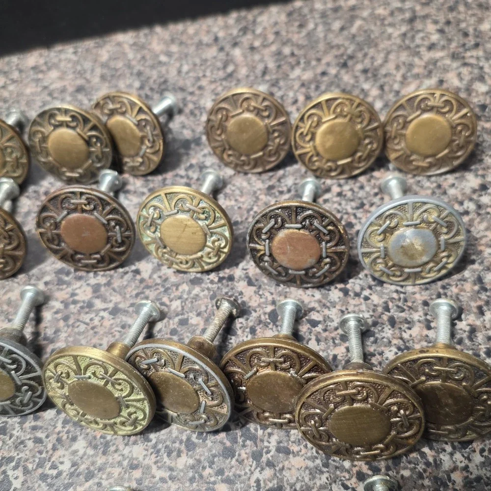 Vintage 1960s Amerock Carriage House Cabinet Knobs Lot Of 29 Mixed Finish 1-3/8